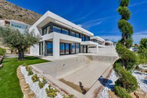 8 bedroom Villa in Finestrat