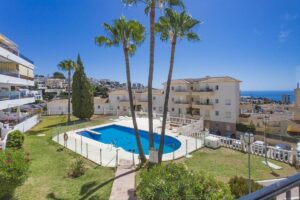 3 bedroom Apartment in Riviera Del Sol