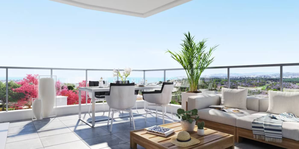 4 Bedroom Top Floor Apartment in Mijas Costa