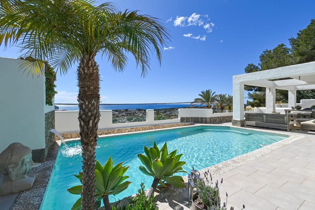 5 bedroom Villa in Moraira