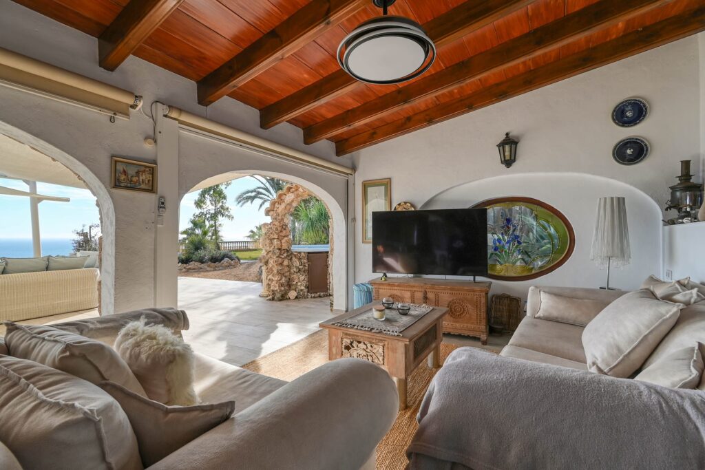 6 bedroom Villa in Benissa