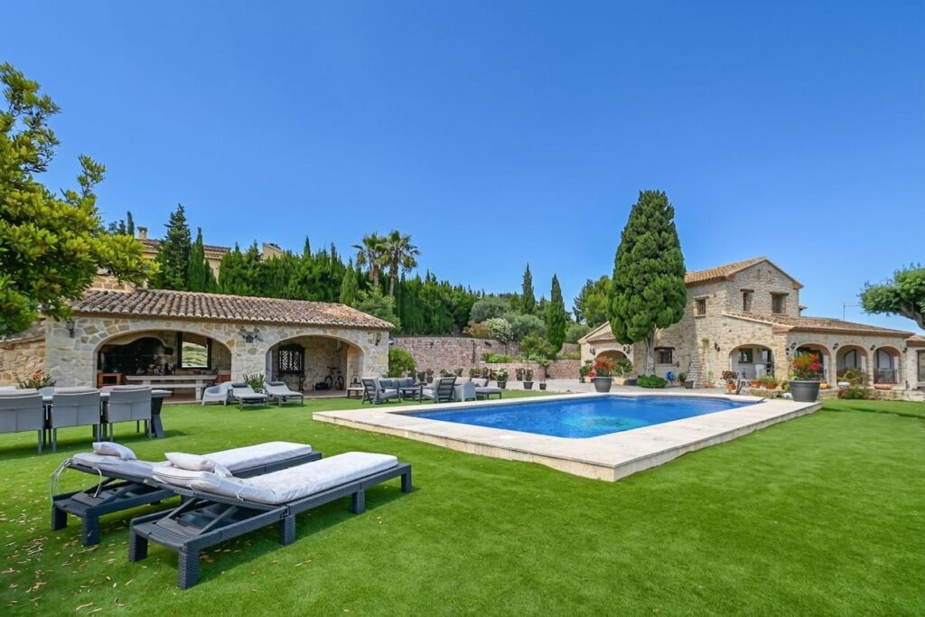 6 bedroom Finca in Benissa
