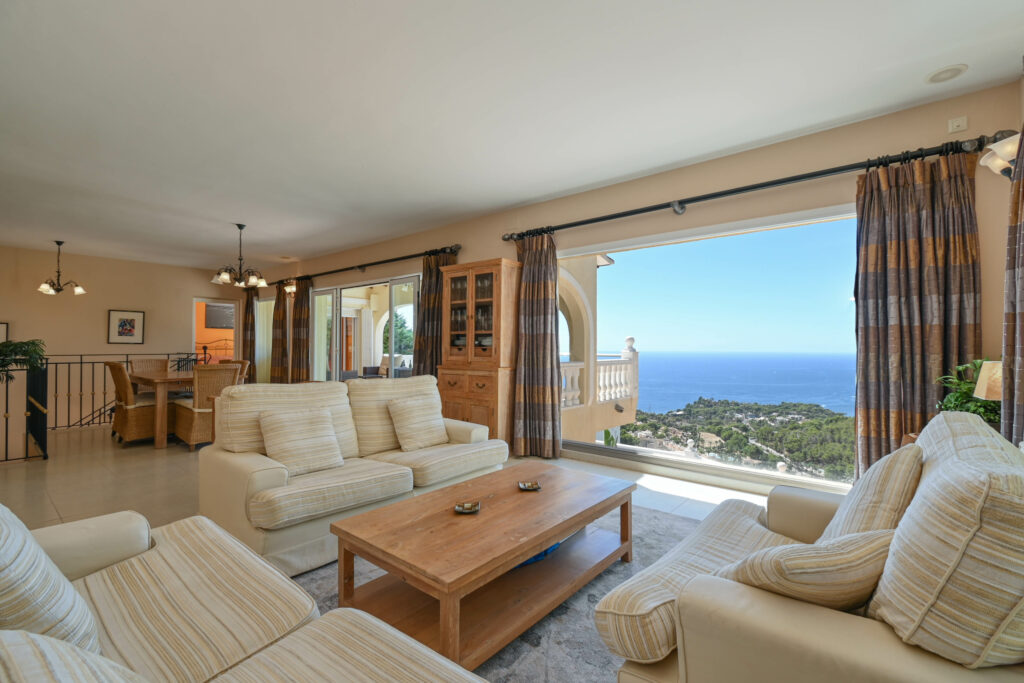 4 bedroom Villa in Altea